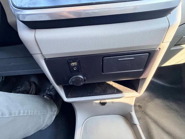 2017 Toyota Sienna LE 8 Passenger