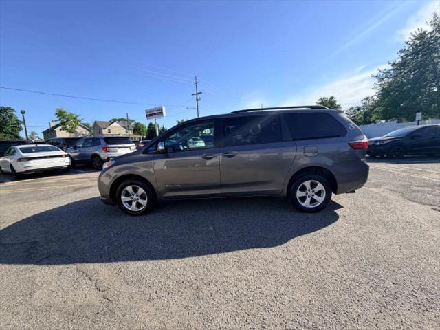 2017 Toyota Sienna LE 8 Passenger