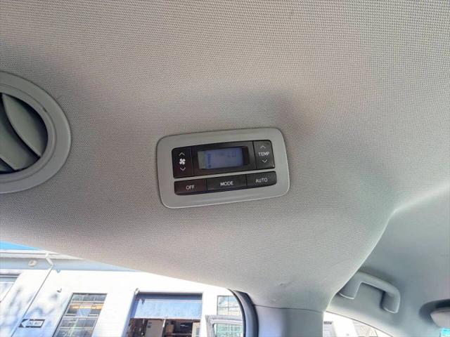 2017 Toyota Sienna LE 8 Passenger