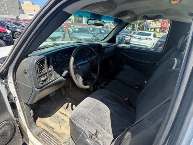 2002 Chevrolet Silverado 2500 Base