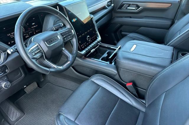 2025 GMC Yukon XL 4WD Denali
