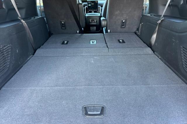 2025 GMC Yukon XL 4WD Denali