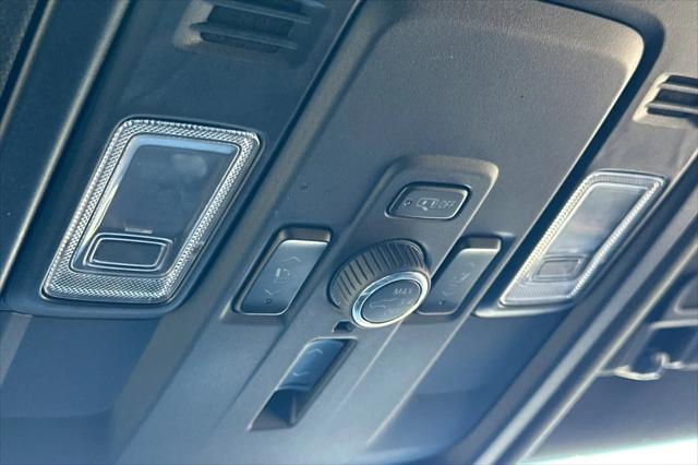2025 GMC Yukon XL 4WD Denali