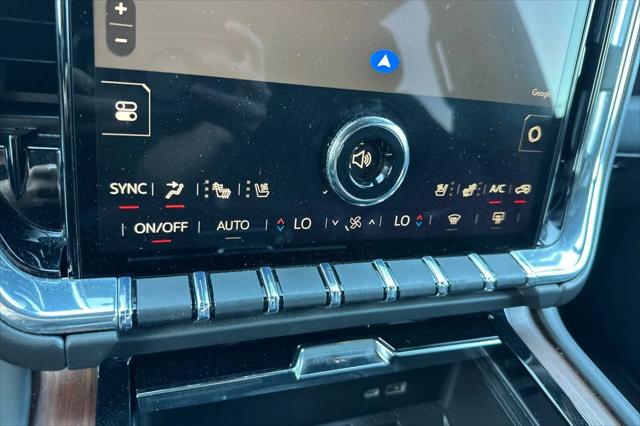 2025 GMC Yukon XL 4WD Denali