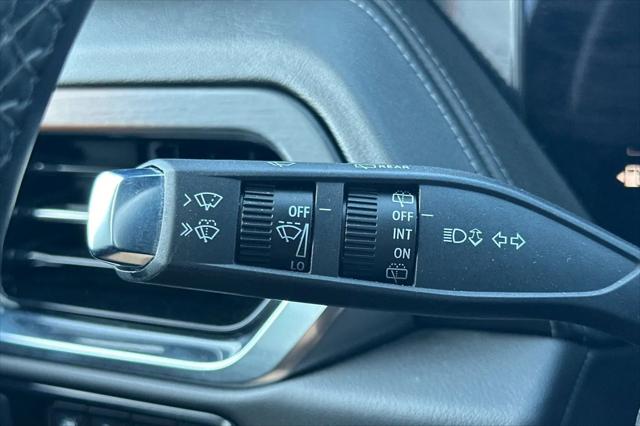 2025 GMC Yukon XL 4WD Denali