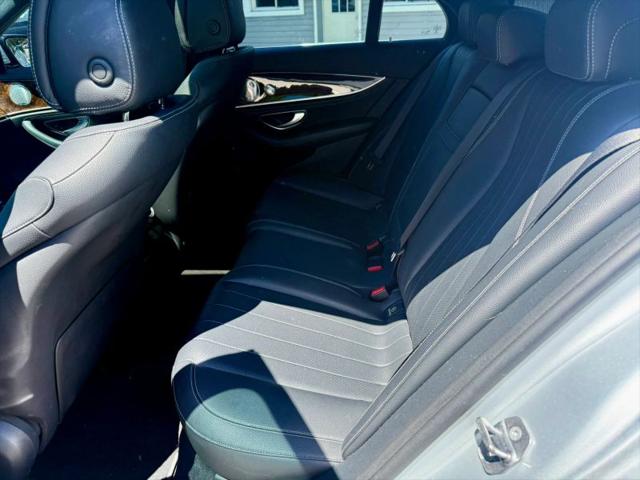 2017 Mercedes-Benz E-CLASS E 300 E 300