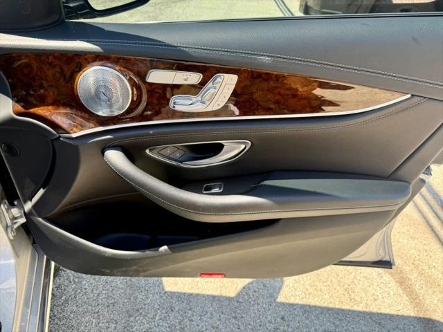 2017 Mercedes-Benz E-CLASS E 300 E 300