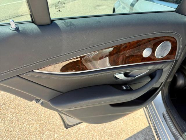 2017 Mercedes-Benz E-CLASS E 300 E 300