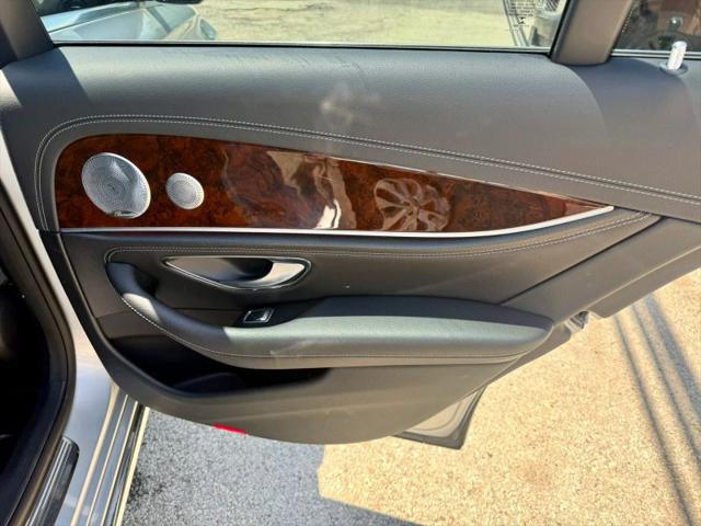 2017 Mercedes-Benz E-CLASS E 300 E 300