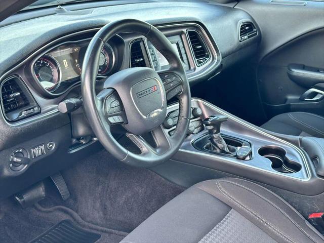 2017 Dodge Challenger SXT