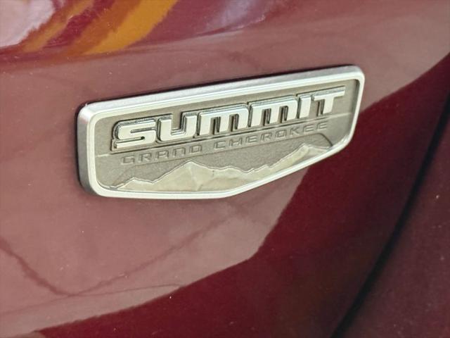 2016 Jeep Grand Cherokee Summit
