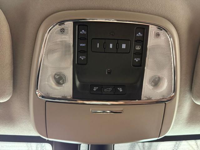 2016 Jeep Grand Cherokee Summit