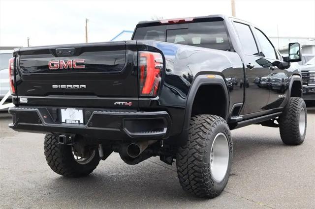 2025 GMC Sierra 3500HD Crew Cab, Standard Bed, AT4, 4WD