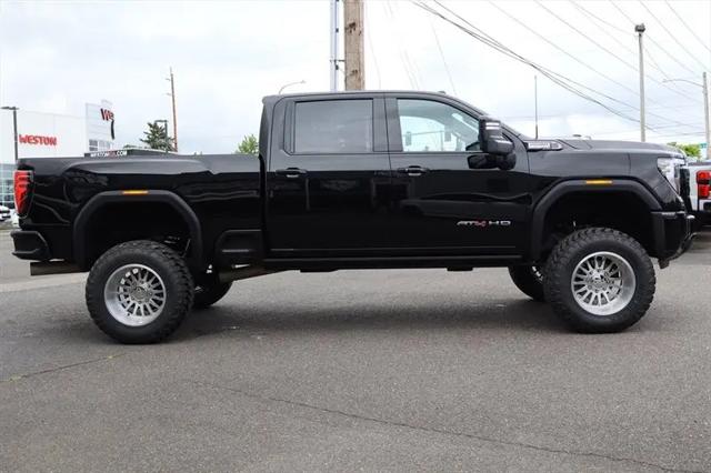 2025 GMC Sierra 3500HD Crew Cab, Standard Bed, AT4, 4WD