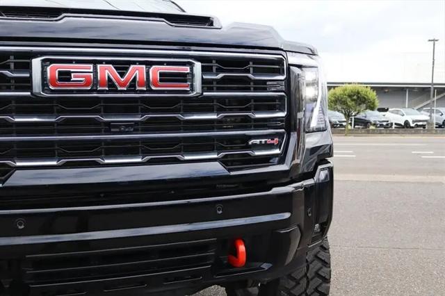 2025 GMC Sierra 3500HD Crew Cab, Standard Bed, AT4, 4WD