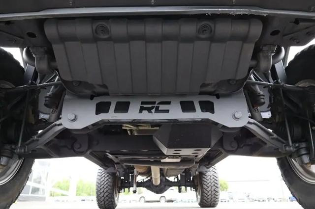 2025 GMC Sierra 3500HD Crew Cab, Standard Bed, AT4, 4WD