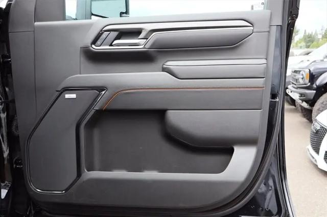 2025 GMC Sierra 3500HD Crew Cab, Standard Bed, AT4, 4WD
