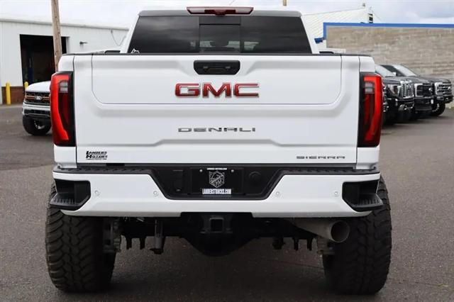 2025 GMC Sierra 3500HD Crew Cab, Standard Bed, Denali, 4WD