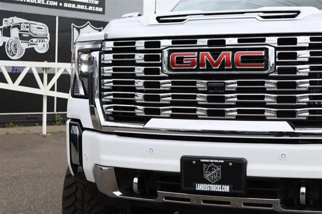 2025 GMC Sierra 3500HD Crew Cab, Standard Bed, Denali, 4WD