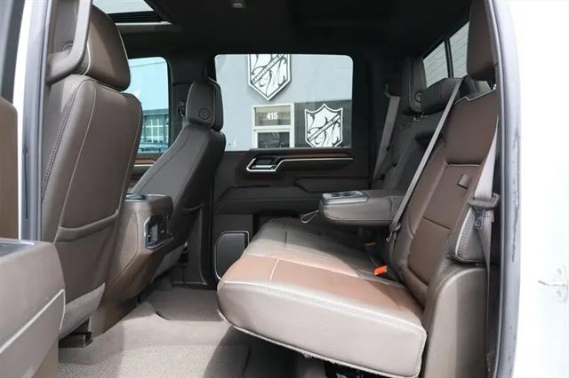 2025 GMC Sierra 3500HD Crew Cab, Standard Bed, Denali, 4WD
