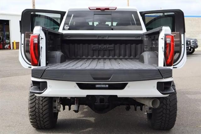 2025 GMC Sierra 3500HD Crew Cab, Standard Bed, Denali, 4WD