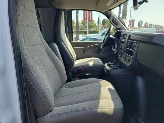 2025 Chevrolet Express Cargo Van RWD 2500 Regular Wheelbase WT