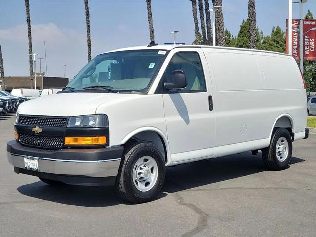 2025 Chevrolet Express Cargo Van RWD 2500 Regular Wheelbase WT
