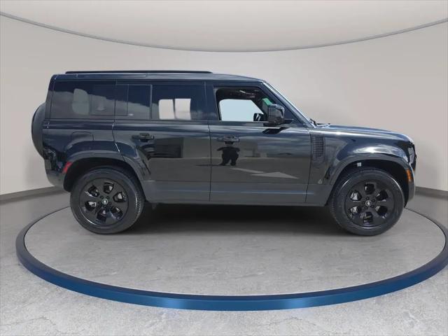 2024 Land Rover Defender 110 P400 S