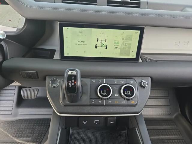 2024 Land Rover Defender 110 P400 S