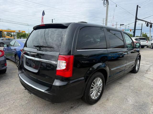 2014 Chrysler Town & Country Touring-L 30th Anniversary