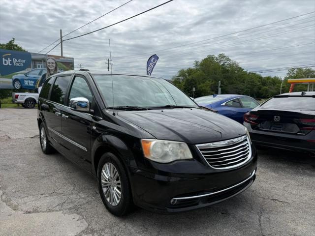 2014 Chrysler Town & Country Touring-L 30th Anniversary