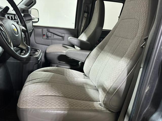 2016 Chevrolet Express LS