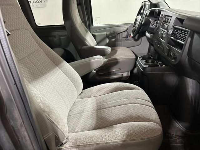 2016 Chevrolet Express LS