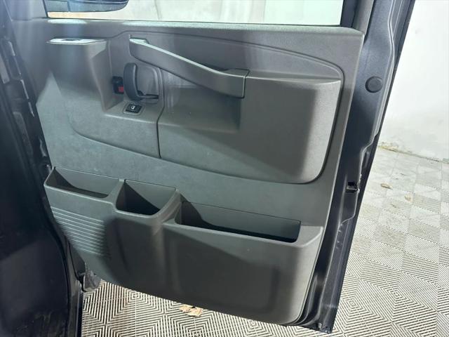 2016 Chevrolet Express LS