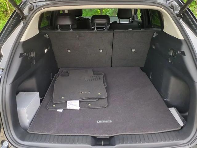 2024 Mazda CX-50 2.5 S Premium