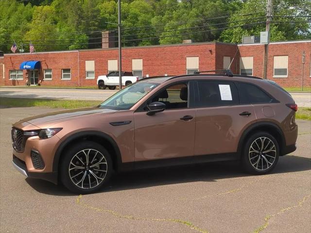 2025 Mazda CX-70 Premium Package