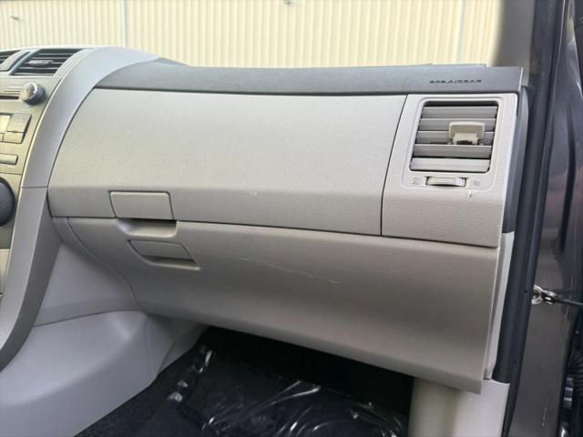 2011 Toyota Corolla LE