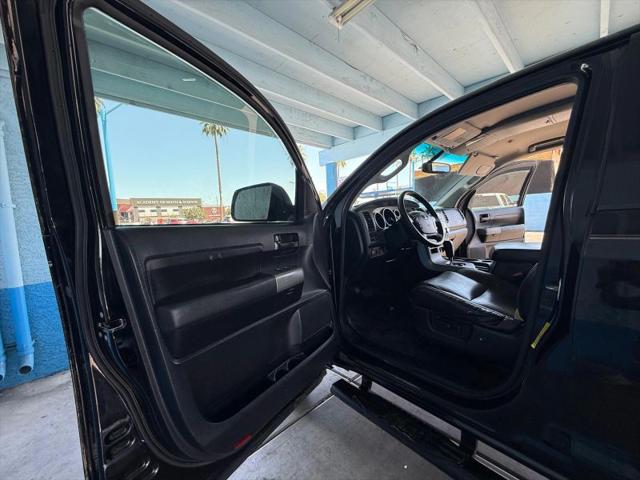 2013 Toyota Tundra Grade 5.7L V8