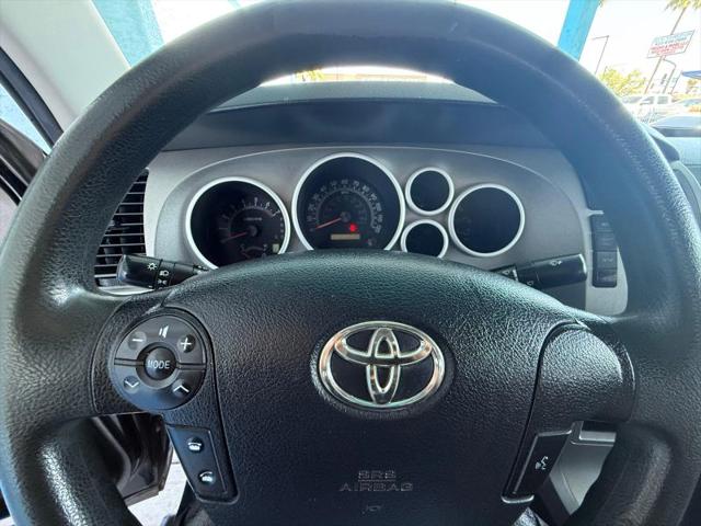 2013 Toyota Tundra Grade 5.7L V8