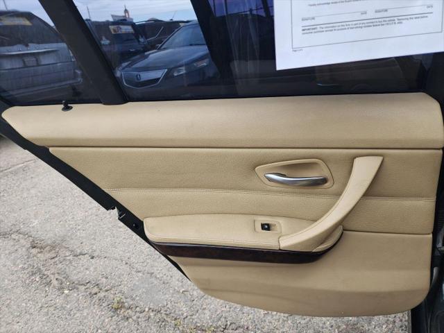 2006 BMW 325i 325i