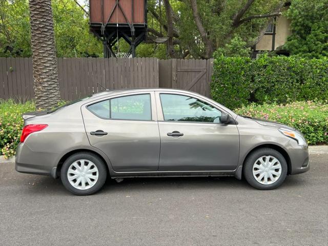 2015 Nissan Versa 1.6 S+