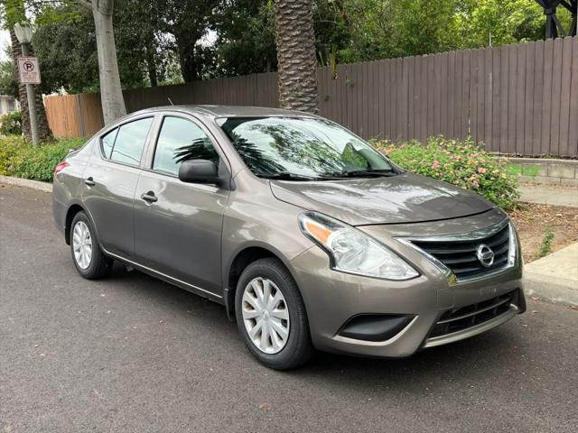 2015 Nissan Versa 1.6 S+