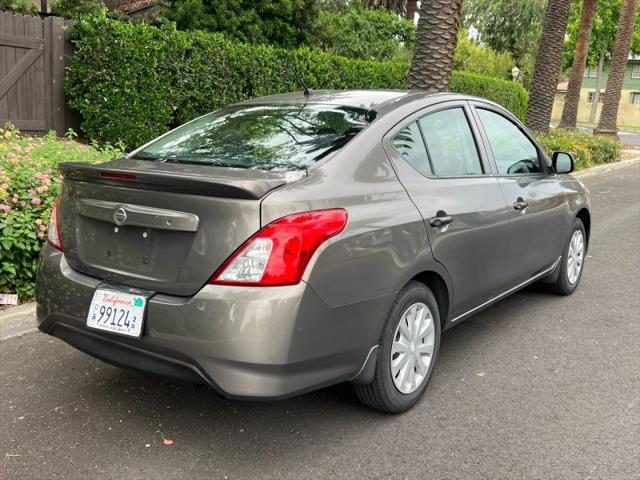 2015 Nissan Versa 1.6 S+