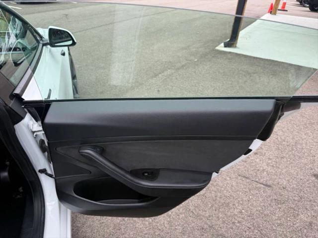 2021 Tesla Model 3 Standard Range Plus Rear-Wheel Drive