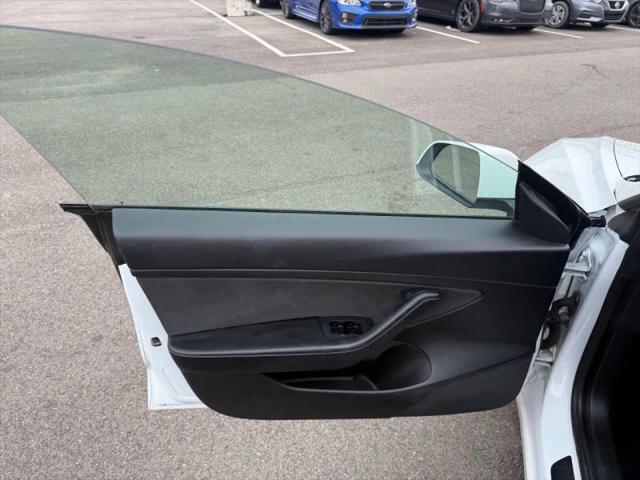 2021 Tesla Model 3 Standard Range Plus Rear-Wheel Drive