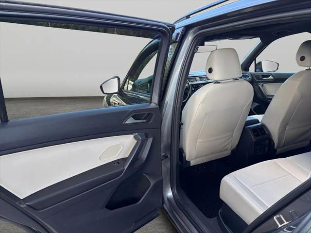 2021 Volkswagen Tiguan 2.0T SE R-Line Black