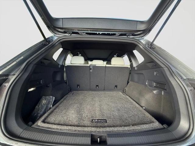 2021 Volkswagen Tiguan 2.0T SE R-Line Black