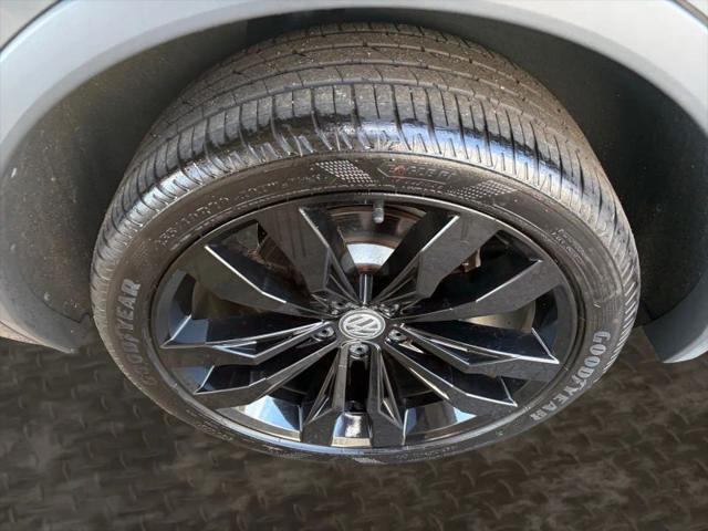 2021 Volkswagen Tiguan 2.0T SE R-Line Black