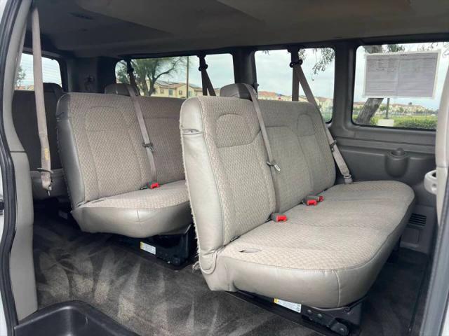 2018 Chevrolet Express LT