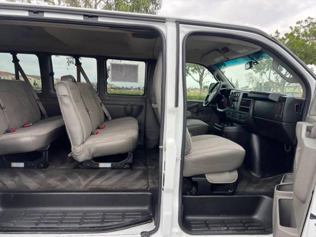 2018 Chevrolet Express LT